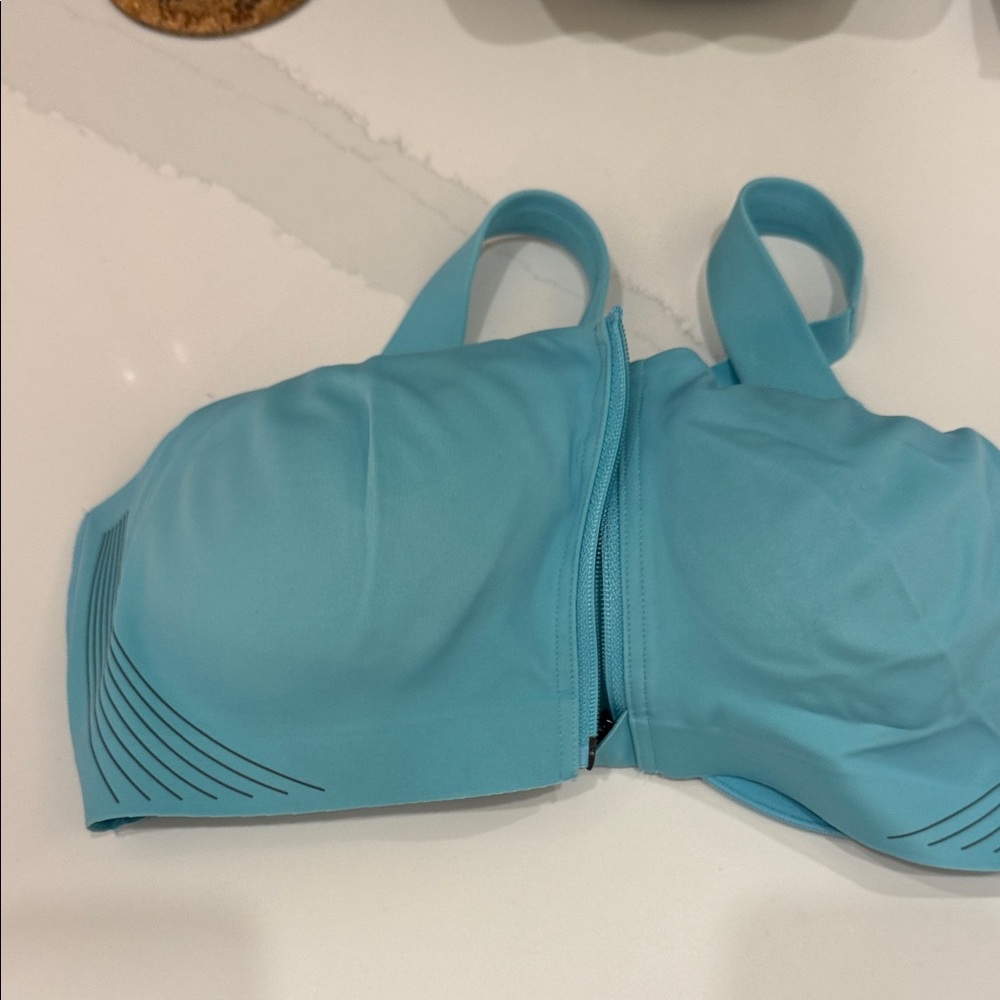 Vsx front snap and zip close Sports Bra